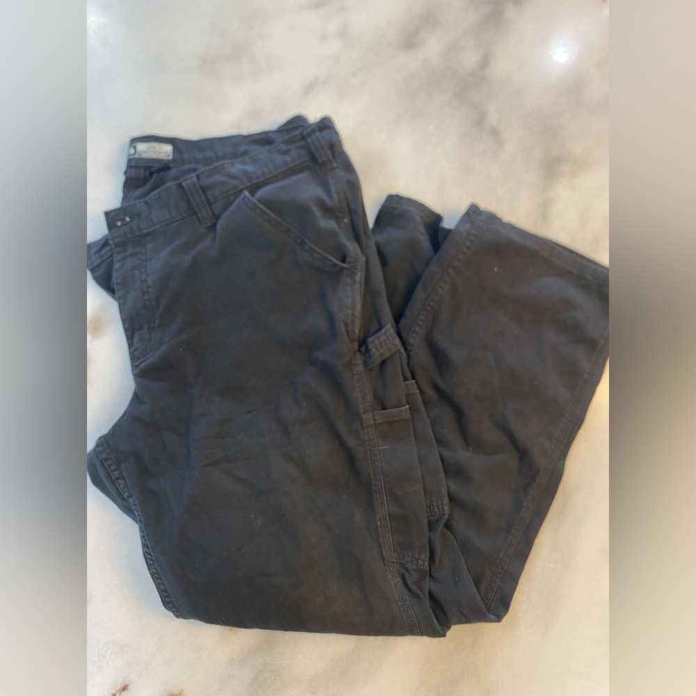 Women’s 2 pairs of Carhartt Black Work Pants Size 18w,